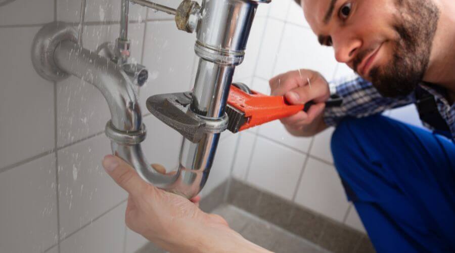 Professional clogged toilet repair services in Rutledge, MO